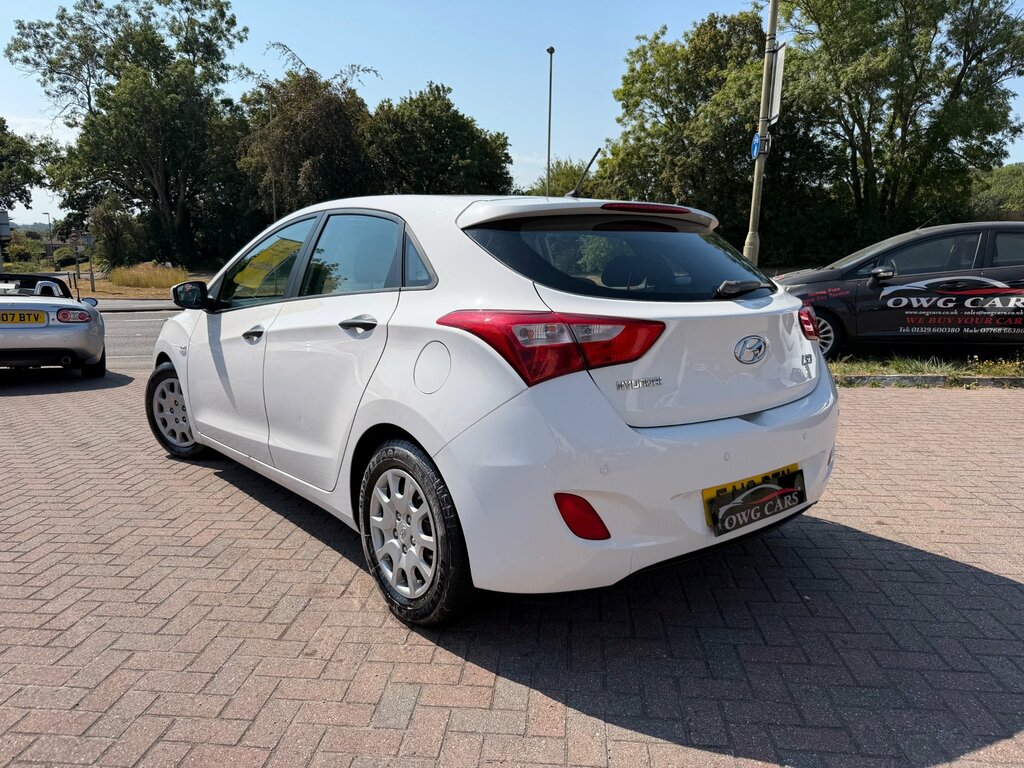 Hyundai I30 1.4 Classic Hatchback Euro 5 10 White #5