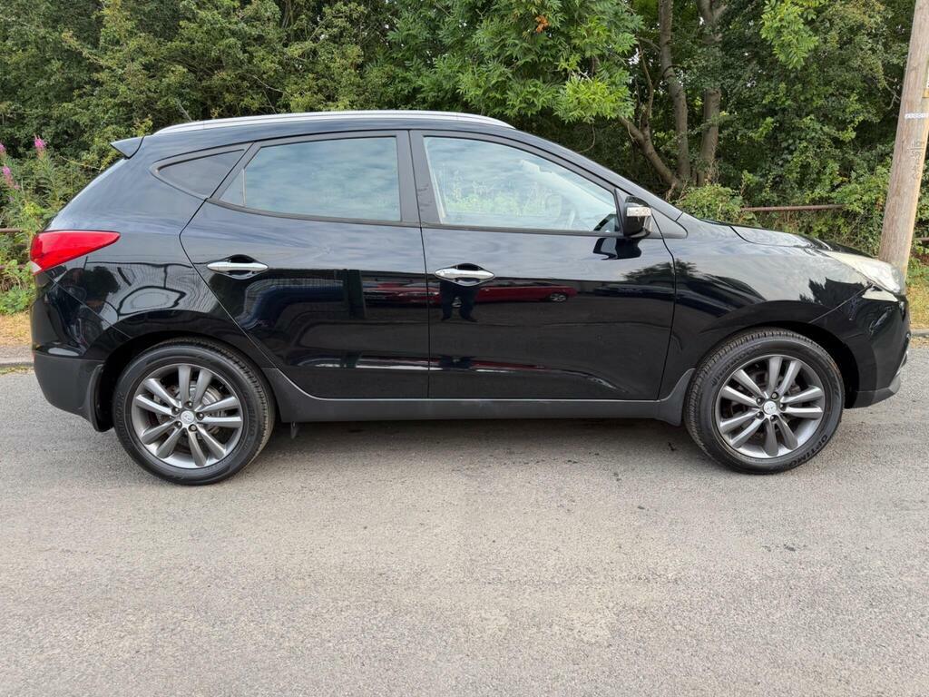 Hyundai Ix35 2.0 Crdi Premium 4Wd Euro 5 Black #2