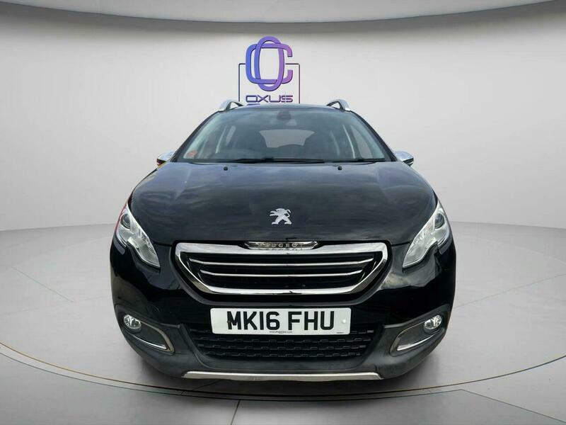 Peugeot 2008 1.2 Puretech Allure Euro Black #2