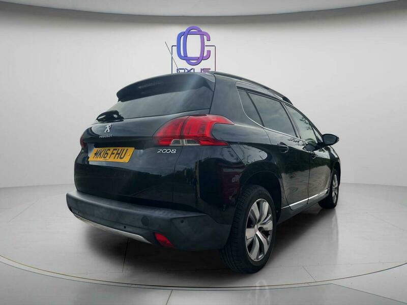 Peugeot 2008 1.2 Puretech Allure Euro Black #4