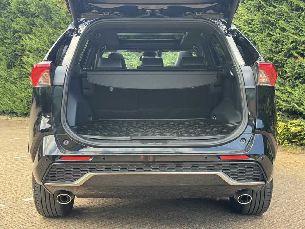 Toyota Rav 4 Estate Green #47