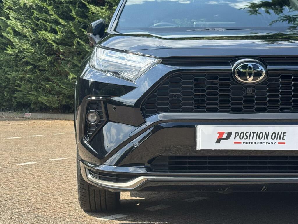 Toyota Rav 4 Estate Green #10