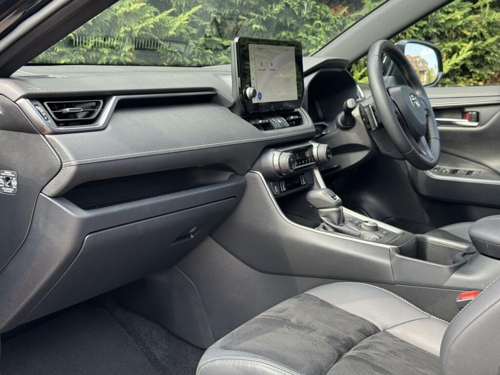 Toyota Rav 4 Estate Green #31