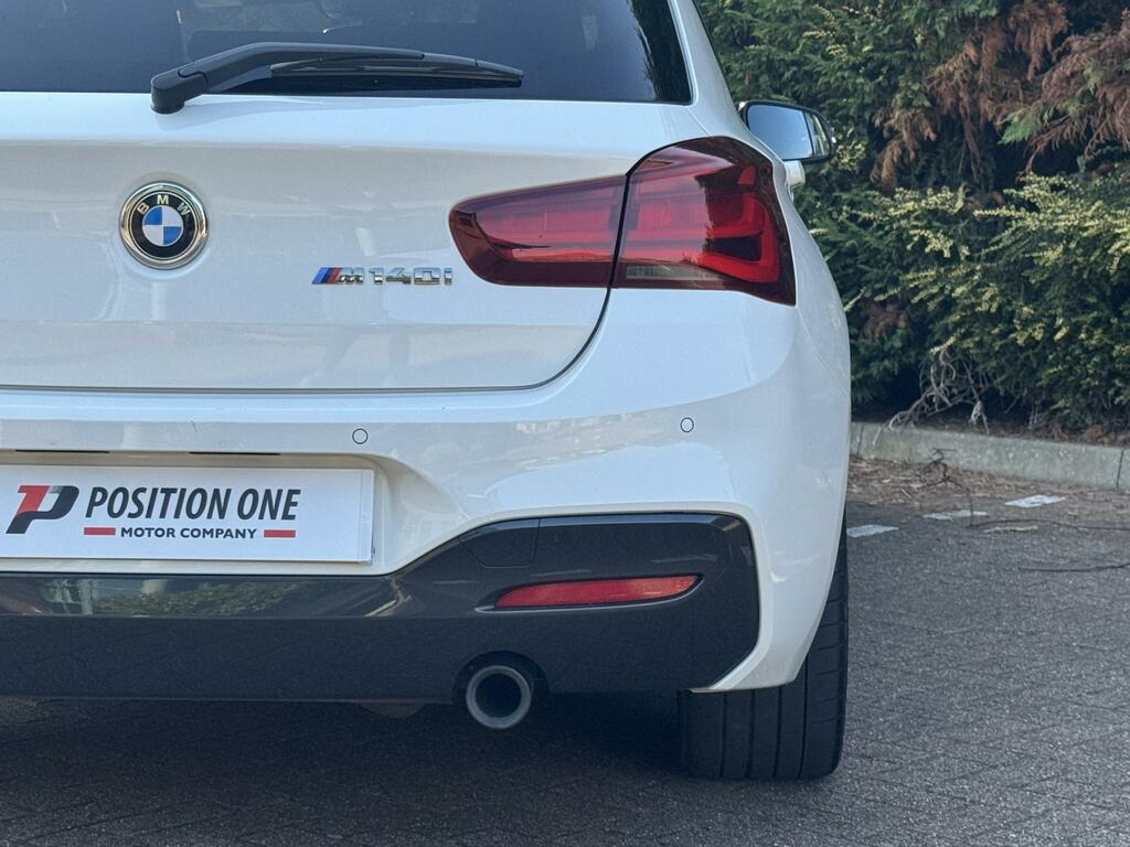 BMW 1 Series 1.5 118I Sport Hatchback 140 P White #44