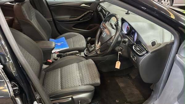 Vauxhall Astra 1.4I Turbo Tech Line Nav Sports Tourer Euro 6 #9