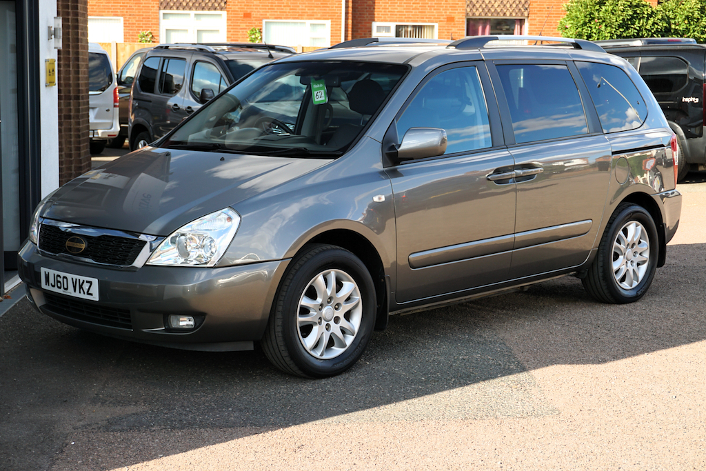 Kia Sedona 2.2L 3 Red #16