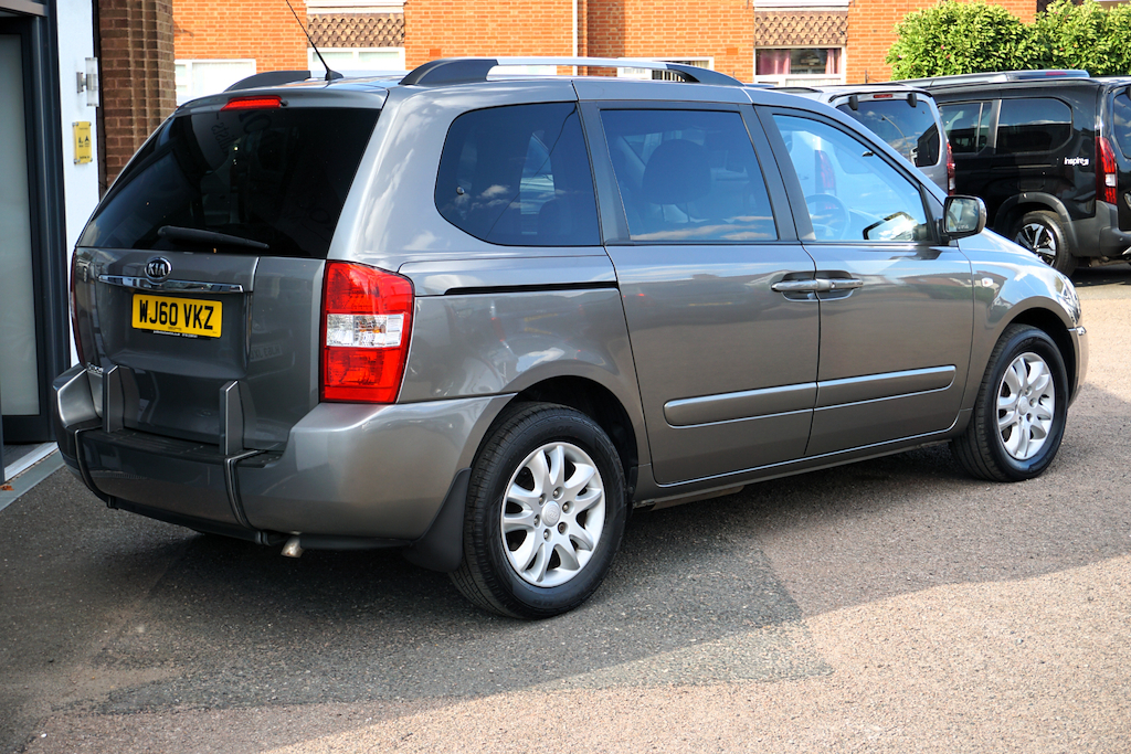 Kia Sedona 2.2L 3 Red #13
