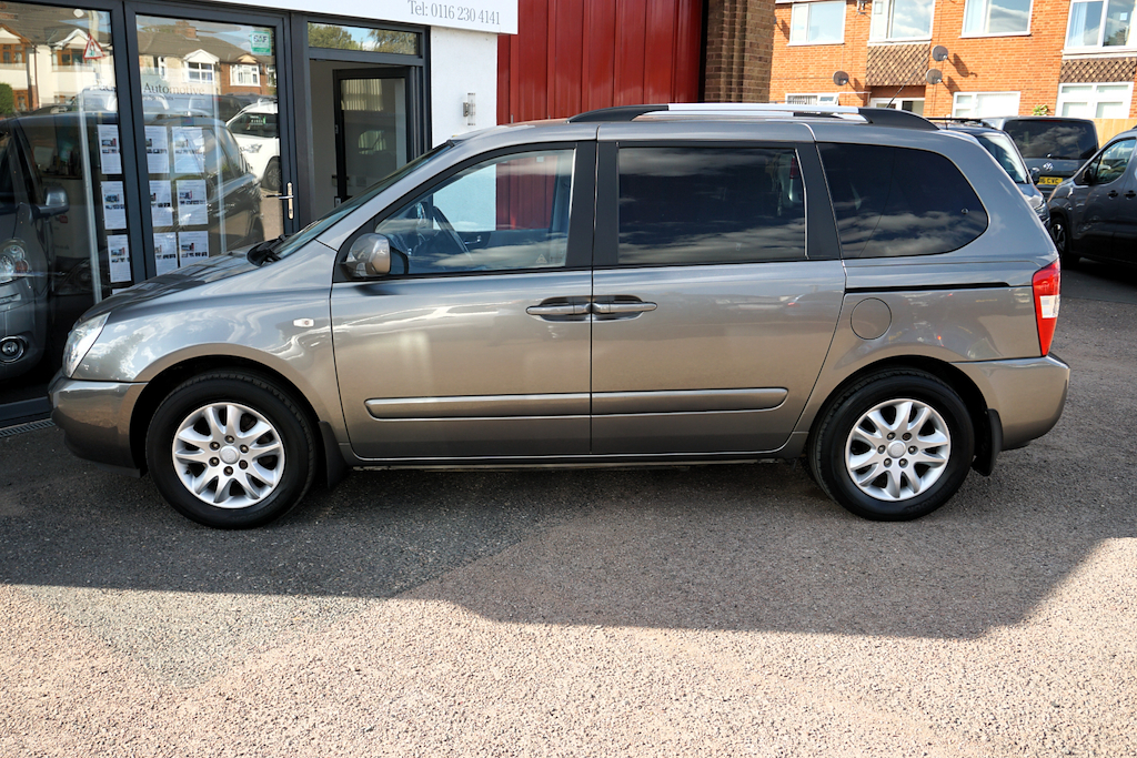 Kia Sedona 2.2L 3 Red #15