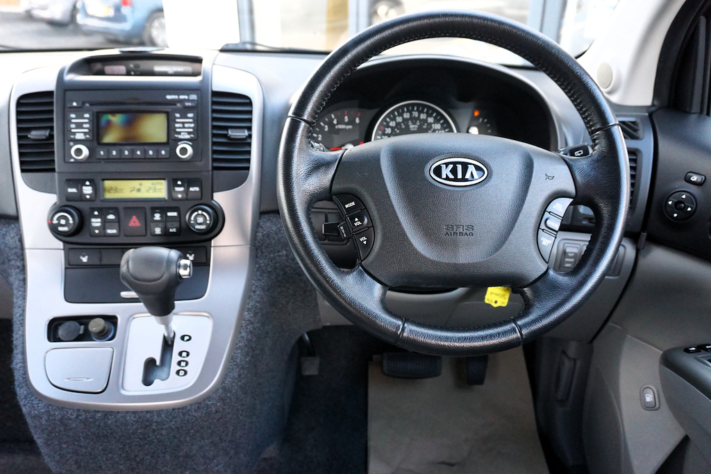Kia Sedona Crdi 3, Disabled, Wheelchair Accessible #6