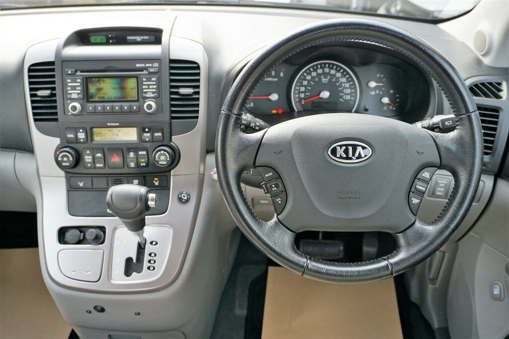 Kia Sedona 3 Crdi 192 Black #5