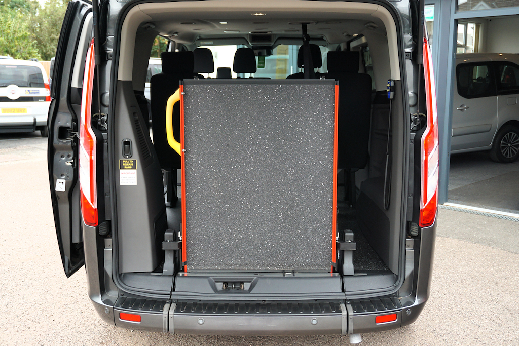 Ford Tourneo Custom 310 Titanium Tdci, Disabled, Wheelchair Accessible  #3