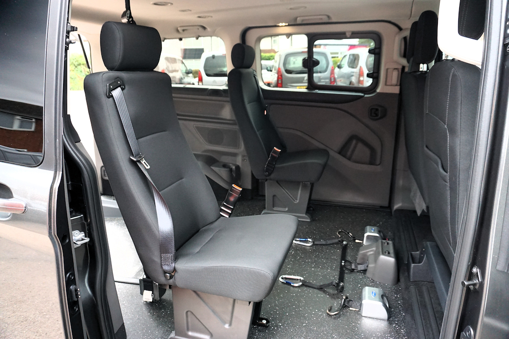 Ford Tourneo Custom 7 Seats, 2.0 Tdci Wheelchair Accessible Vehicle Wa White #12