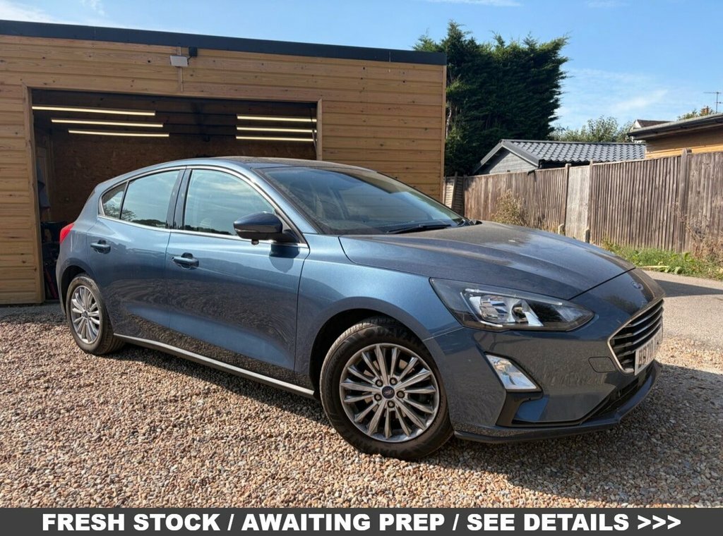 Ford Focus Hatchback Blue