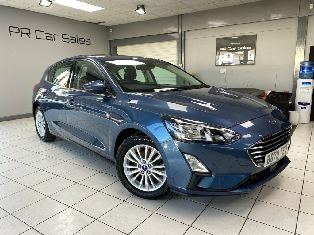 Ford Focus Hatchback Blue