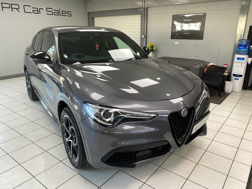 Alfa Romeo Stelvio 2L Veloce Grey #5