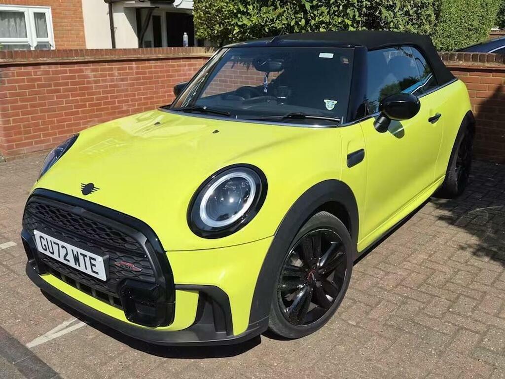 Mini Convertible 1.5 Cooper Sport Steptronic Euro 6 S S Yellow #2