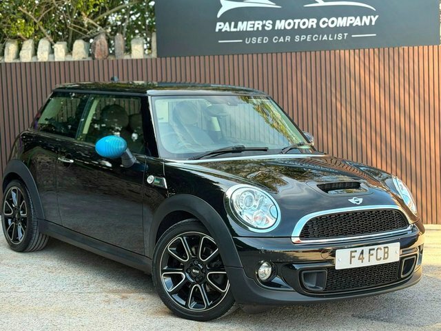 Mini Hatch 2013 2.0 Cooper Sd Bayswater Euro 5 Ss Black