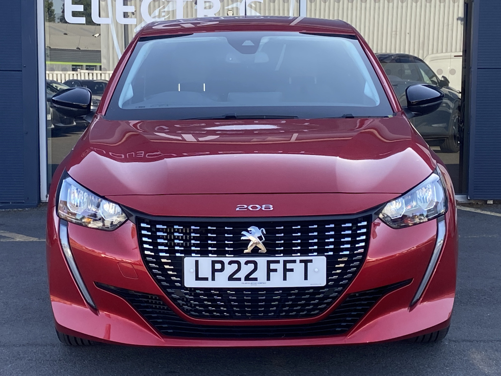 Peugeot 208 1.2 Puretech 100 Allure Premium Eat8 Red #2