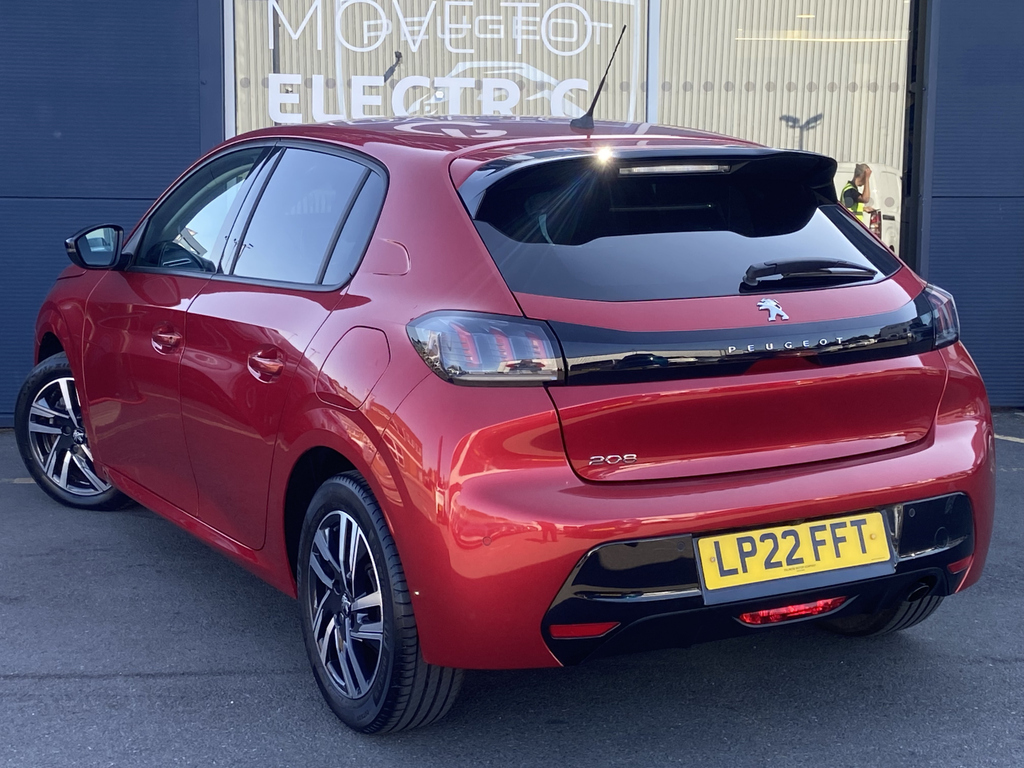 Peugeot 208 1.2 Puretech 100 Allure Premium Eat8 Red #5
