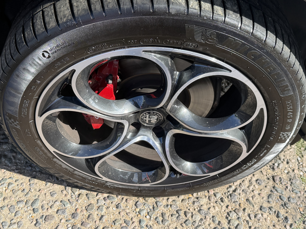 Alfa Romeo Stelvio 2.0 Turbo 280 Veloce Awd Red #9