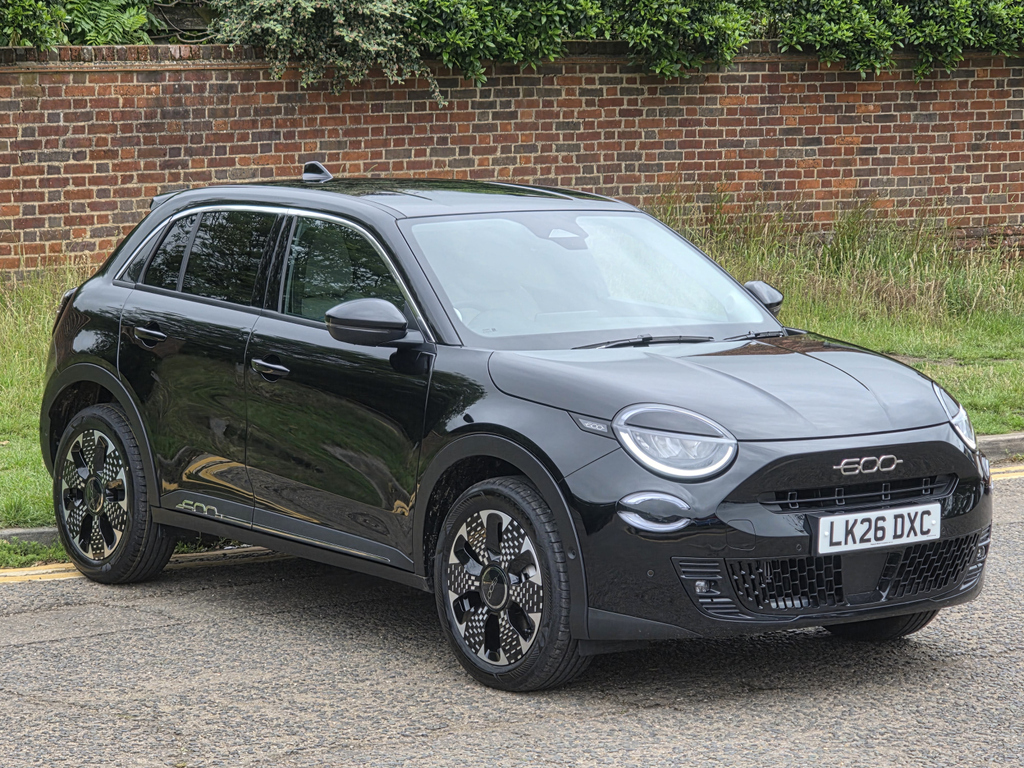 Fiat 600 1.2 Hybrid 48V La Prima Edct-6 Black