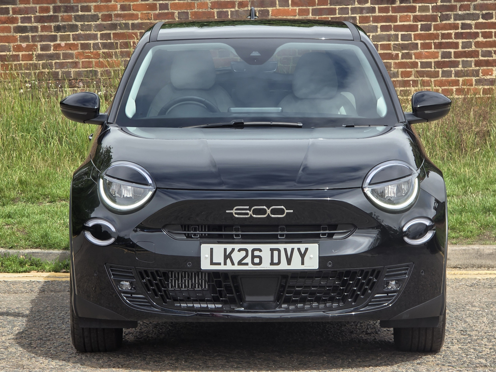 Fiat 600 1.2 Hybrid 48V La Prima Edct-6 Black #2