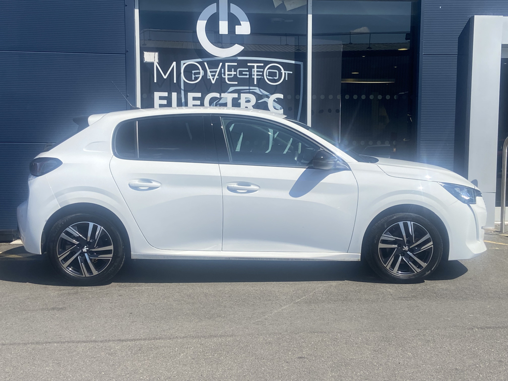 Peugeot 208 1.2 Puretech 100 Allure Premium White #3
