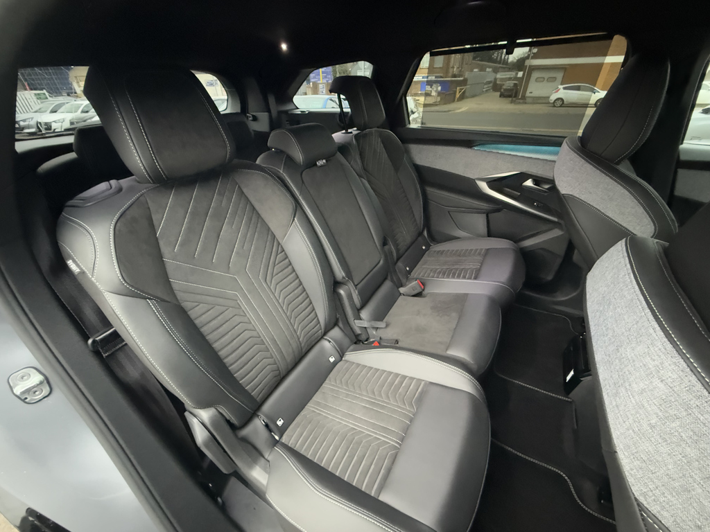 Peugeot 5008 Gt Black #21