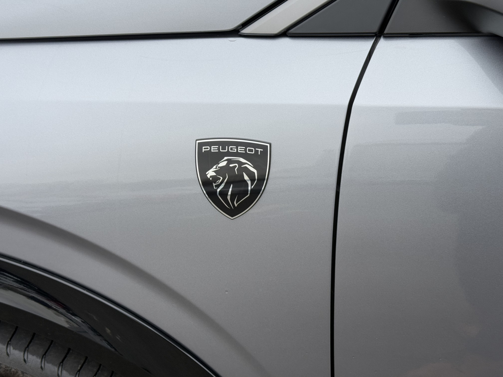 Peugeot 5008 157Kw Gt 73Kwh Grey #5