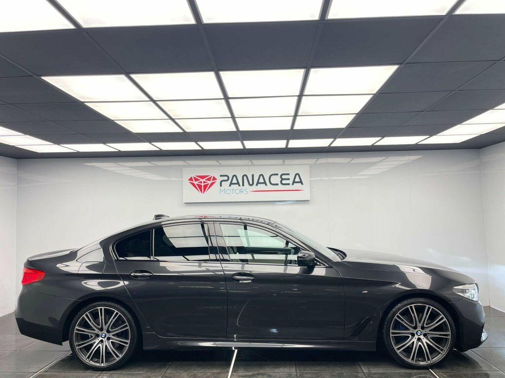 BMW 5 Series 3L M Sport Grey #3