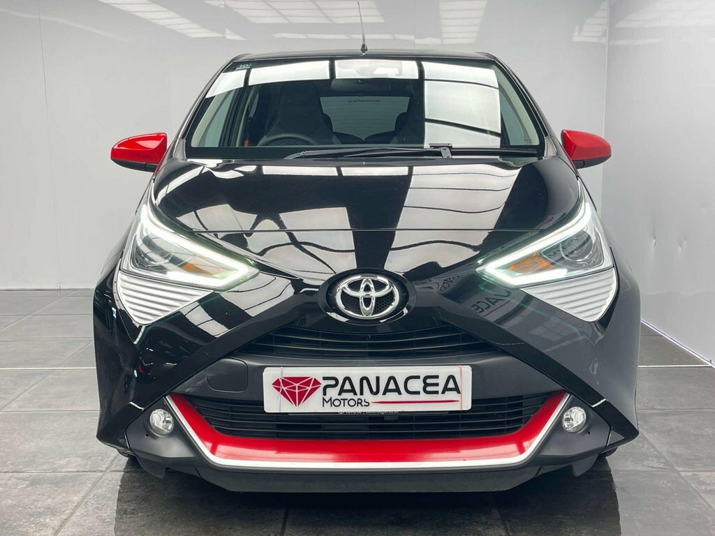 Toyota Aygo X 1L X-trend Black #5