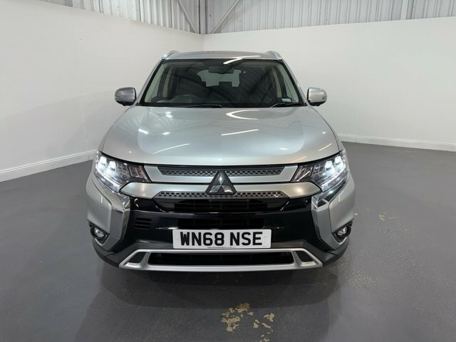 Mitsubishi Outlander 2.0 Mivec 4 Suv Cvt 4Wd Euro 6 Ss 1 Silver #2