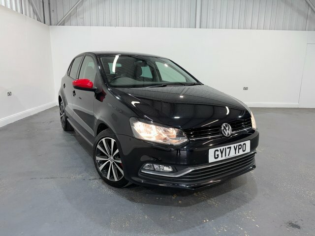 Volkswagen Polo 1.2 Tsi Bluemotion Tech Beats Hatchback GY17YPO Black