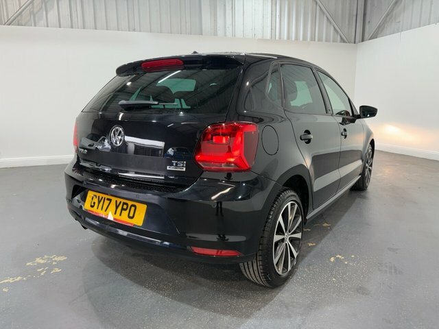 Volkswagen Polo 1.2 Tsi Bluemotion Tech Beats Hatchback GY17YPO Black #5