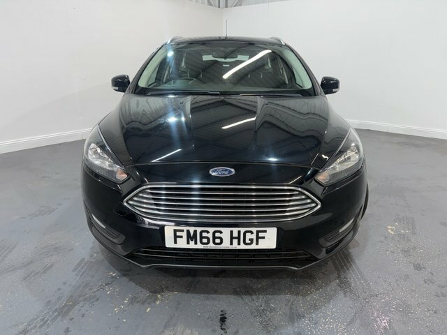 Ford Focus 1.5 Tdci Zetec Estate Euro 6 S Black #2