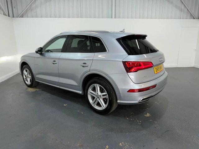 Audi Q5 2.0 Tdi 40 S Line Suv S Tronic Quattro Silver #4
