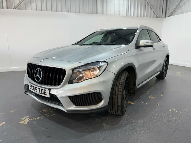 Mercedes-Benz GLA Class 2.1 Gla220d Amg Line Suv 7G-dct 4Matic Silver #3