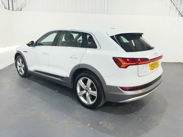 Audi E-tron 50 Technik Suv Quattro 71.2Kwh YD21KPA White #3