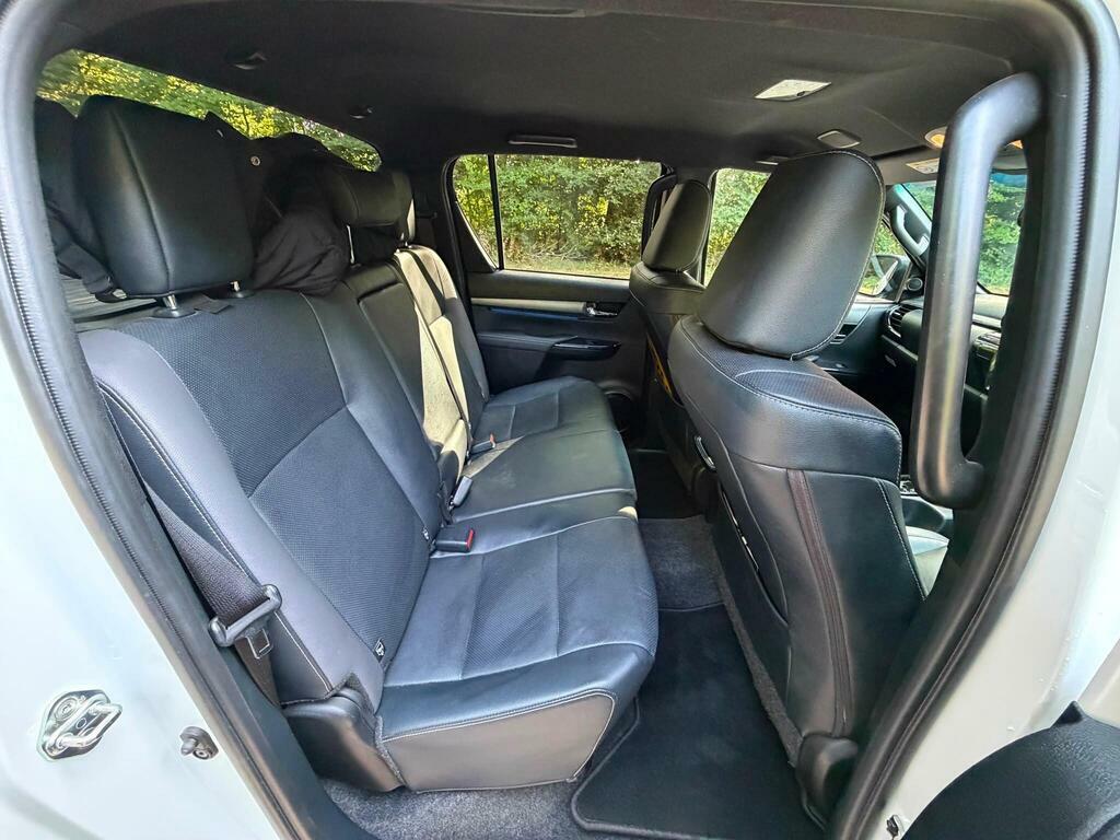 Toyota HILUX 2.8 D-4d-h Invincible X 4Wd Euro 6 White #5