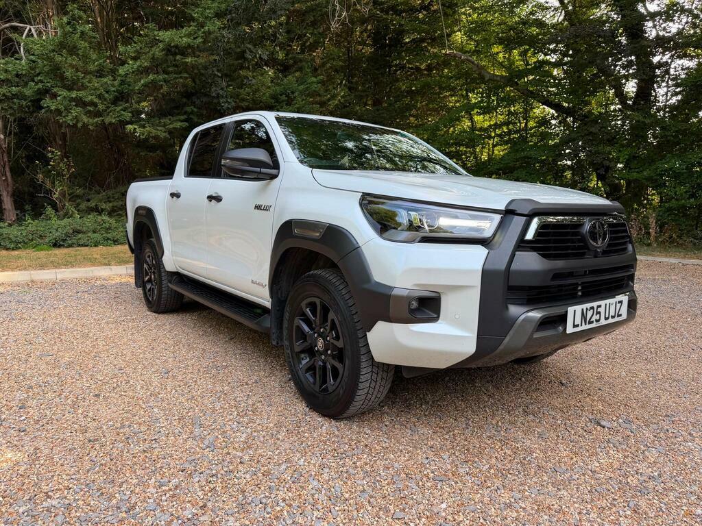 Toyota HILUX 2.8 D-4d-h Invincible X 4Wd Euro 6 White