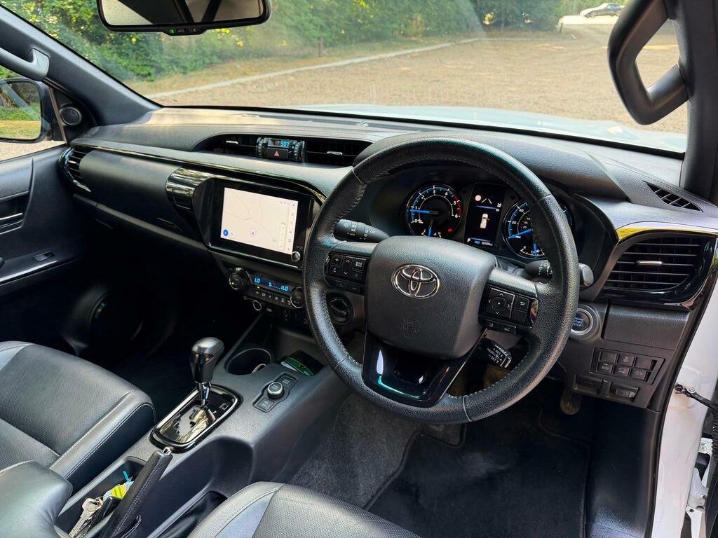 Toyota HILUX Active Pick Up 2.4 D-4d Grey #8