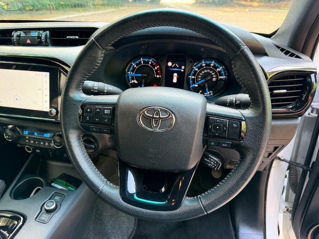Toyota HILUX Active Pick Up 2.4 D-4d Grey #9