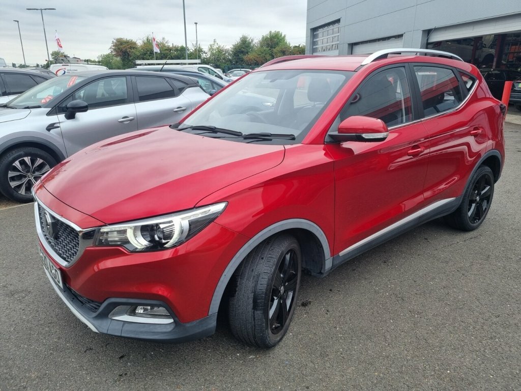 MG ZS 1L Exclusive Red #5