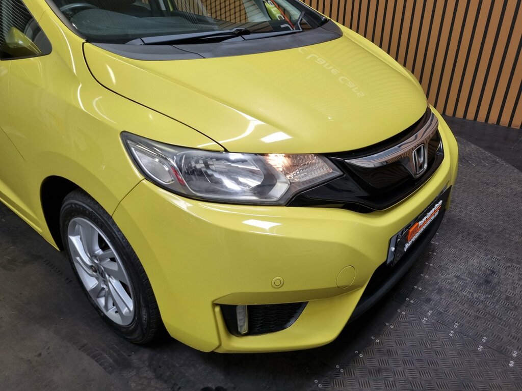 Honda Jazz 1.3 I-vtec Se Hatchback Cvt - Low Milea WP66CVB Yellow #2