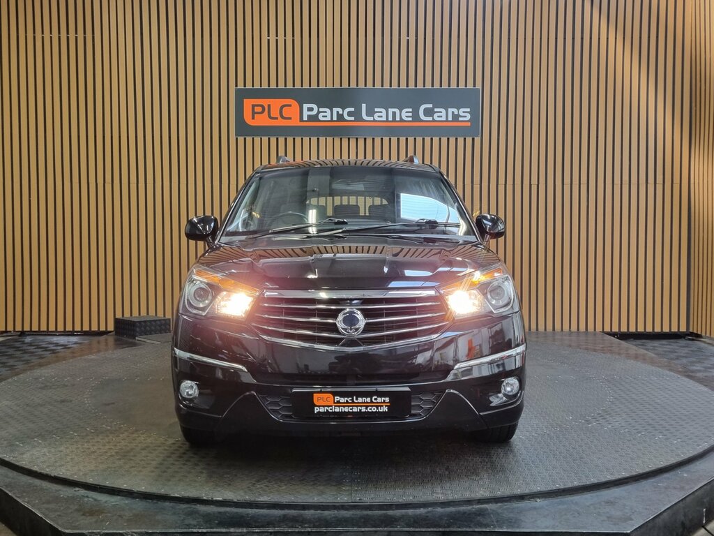 SsangYong Turismo 2.2D Se Mpv Euro 6 178 Ps - 7 Black #2