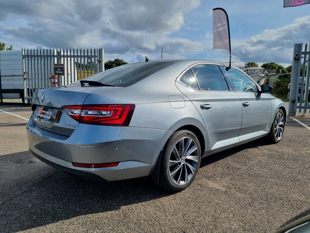 Skoda Superb 2.0 Tdi Laurin Klement Hatchback Dsg - Only 4000 Grey #6