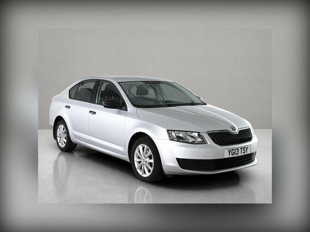 Skoda Octavia 1.2 Tsi S Hatchback - Only 40000 Miles - 10 Se YG13TSY Silver