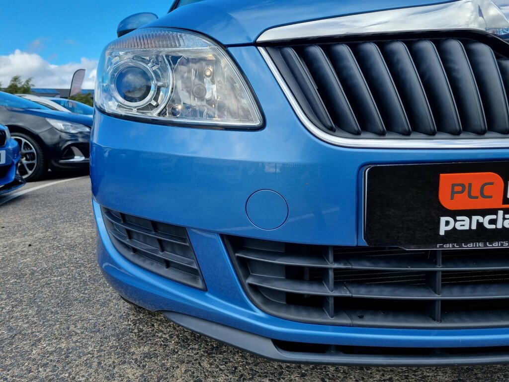 Skoda Fabia 1.2 Se Hatchback - Only 17000 Mi Blue