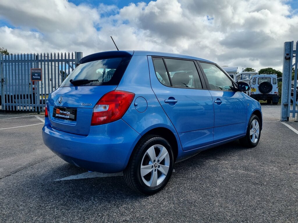 Skoda Fabia 1.2 Se Hatchback - Only 17000 Mi Blue #6