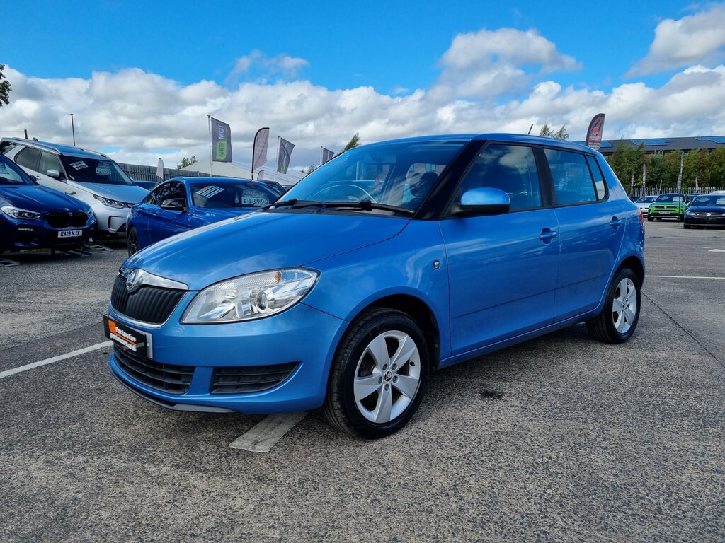 Skoda Fabia 1.2 Se Hatchback - Only 17000 Mi Blue #3